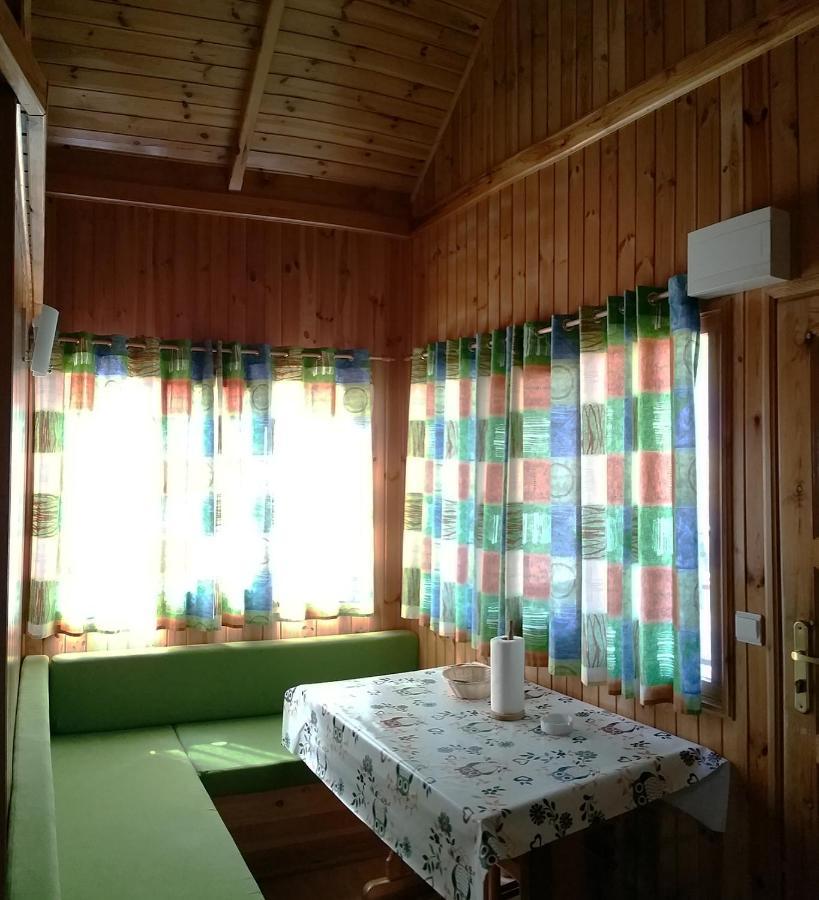 Camping - Bungalows La Soleia D'Oix Extérieur photo